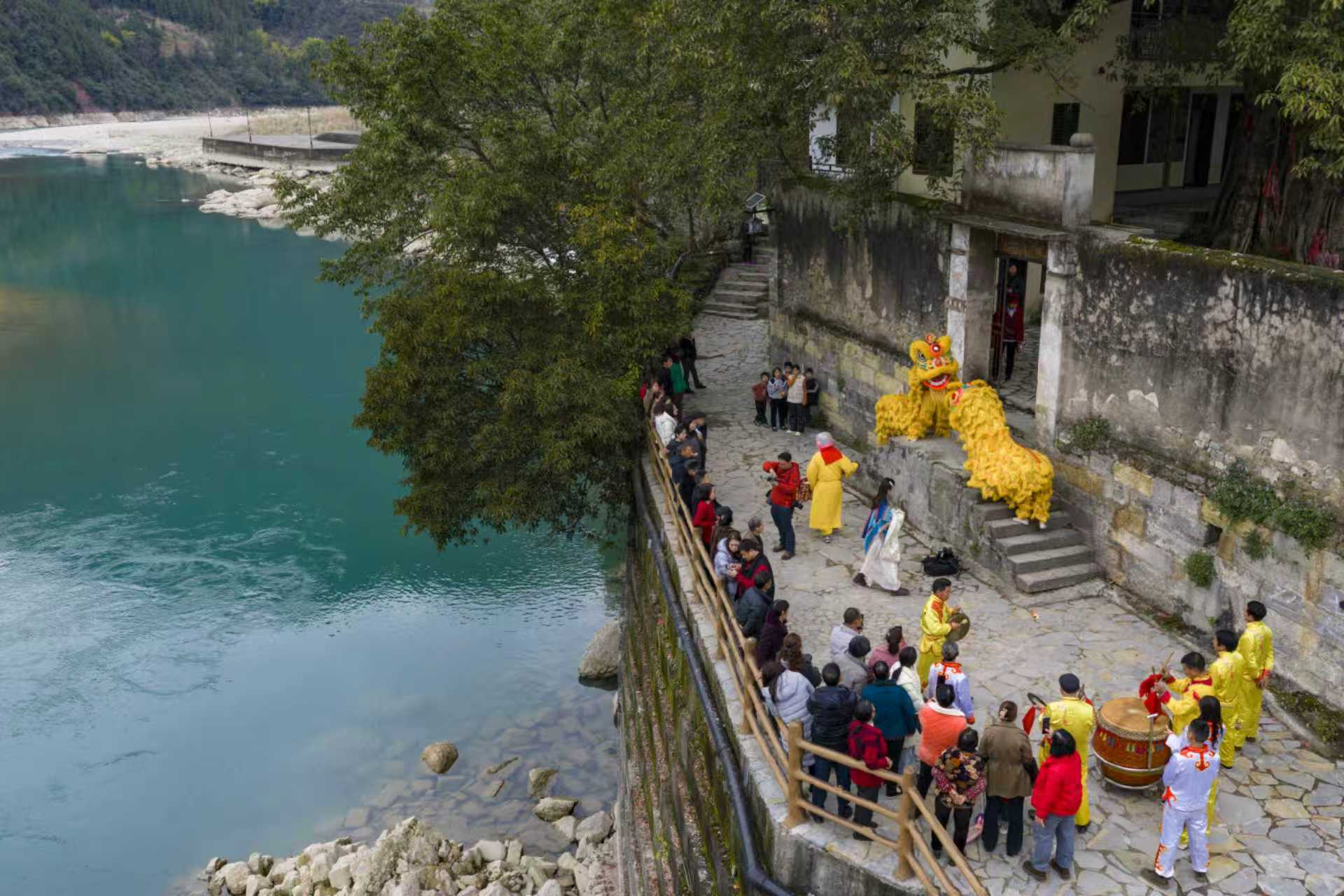 ��ͳ��������������ɽ�̻�����Ѱ��ζ